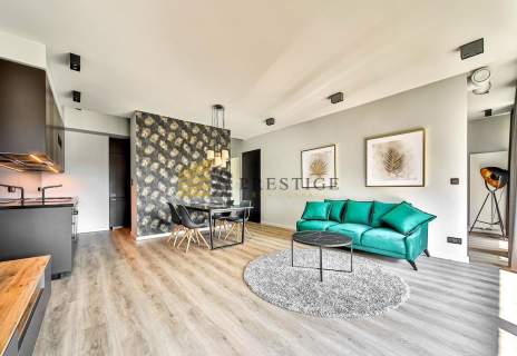 Fort Cze, Nowy apartament z ogródkiem