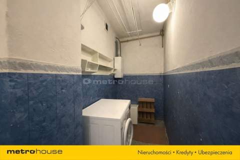 PARKING, PONAD 52m2, 2 PIĘTRO