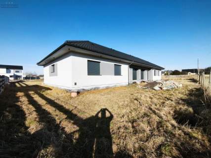 Nowoczesny dom parterowy 1/2 bliźniaka w Pyskowicach