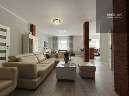 Dwa mieszkania 216,9m2 w Wilczej