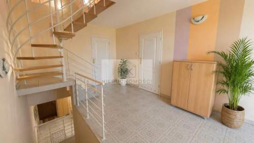 Skrajny szereg, dom, uzytkowa 127m2, cał 212m2, działka 466m2,...