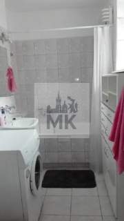 50 m2 z balkonem, komórką i m. postojowym