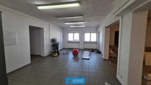Lokal magazynowo-biurowy parter 150 m2 Teofilów