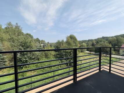 DOM 3 PIĘTRA - 230 M2 - DZIAŁKA 12 ARÓW - ZARZYCE