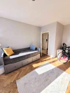 -33m2-Opcja 2 Pokoi-BALKON-Zieleń-MEDIA MIEJSKIE-