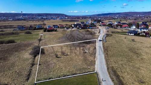 Budowlano-usługowa bad. gruntu inwestycja 8 lokali