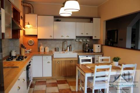 Mieszkanie 140m2, 4 pokoje, ogródek