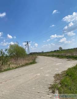 Działka 1063 m2 z WZ Jakubów