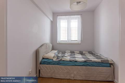 2-pokoje w BDB stanie Balkon i garaż podziemny