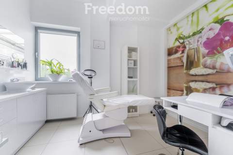 gabinet beauty do wynajęcia, widoczna lokalizacja