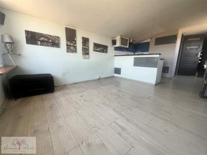 Mieszkanie w kamienicy 41m2 - centrum Pabianic