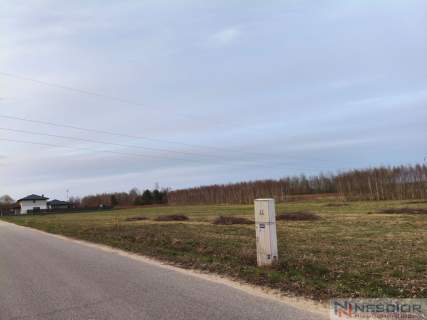 Działka 2498 m2 z wydanymi WZ, uzbrojona