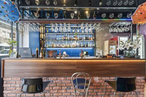 Lokal gastronomiczny 220 m   Stare Miasto