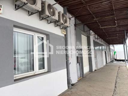Magazyn 55m2 na Hutniczej w Gdyni