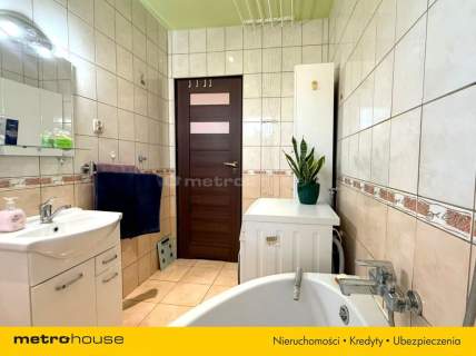 Mieszkanie z ogrzewaniem miejskim o pow. 94,65m2.