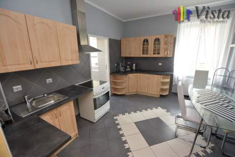Bezczynszowe, 3 pokoje, ogródrek, garaż