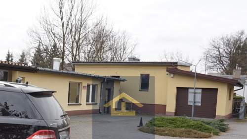 Budynek użytkowy w Karczewie