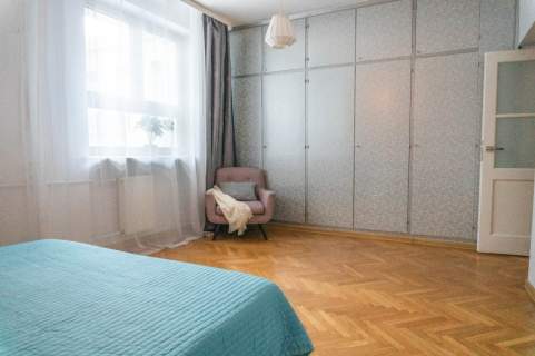 CICHE PRZESTRONNE/ Rondo ONZ/ ŚRÓDMIEŚCIE /3 POK