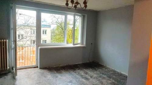 Kawalerka 24 m balkon do remontu 335 tys