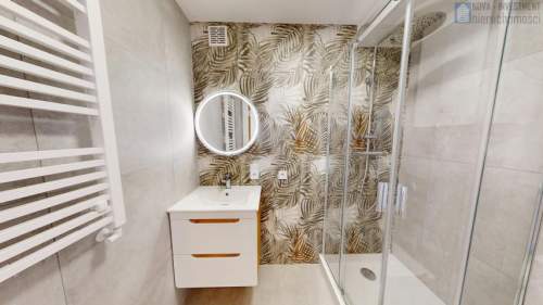 2 pokoje po generalnym remoncie/ balkon/ PEC