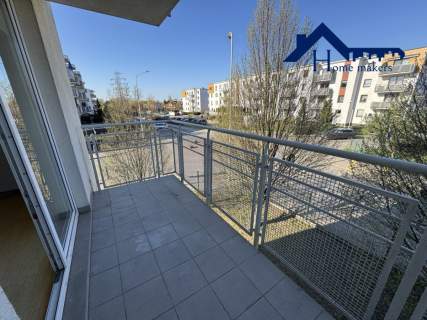 2 pokoje Balkon Garaż Komórka