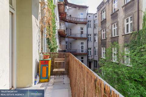 Stare Miasto, klimatyczne mieszkanie z balkonem