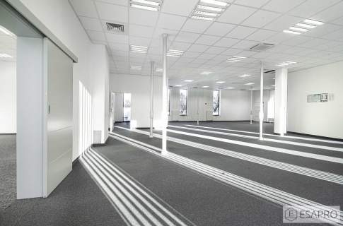 Twoje nowe biuro przy Zana   201m pełnej niezależ