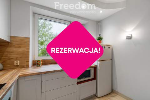 Słoneczne mieszkanie w bloku z cegły