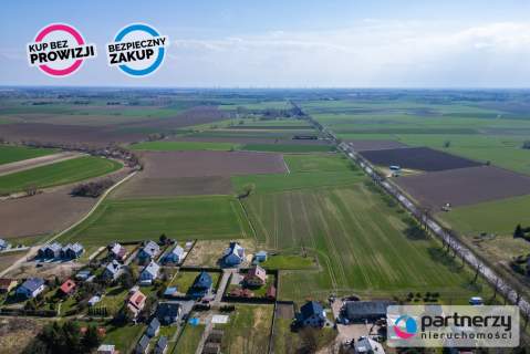 Działka budowlana 1067m2 w Stegnie, prąd woda
