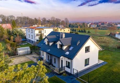 Pół bliźniaka w Wilczej   134 m blisko Gliwic