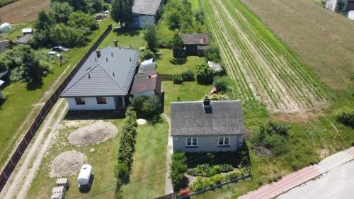 Dom 50 m2 na działce w m. Babilon gm. Lipsko.