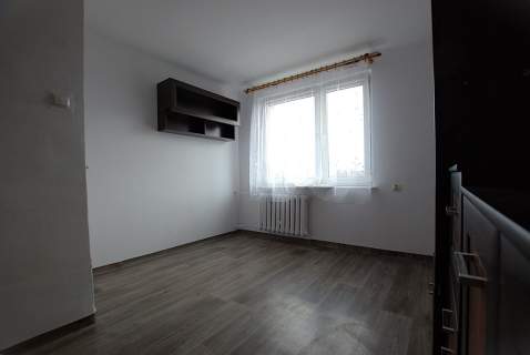 2 pokoje, widna kuchnia, balkon, winda