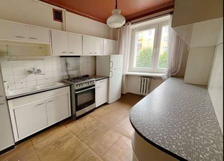 Centrum miasta - 1 piętro, balkon, dwustronne