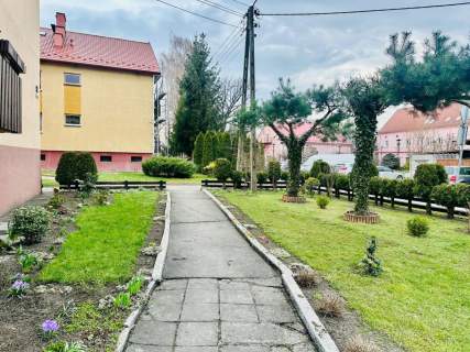 Kawalerka z ogródkiem blisko zjazdu trasy S-8