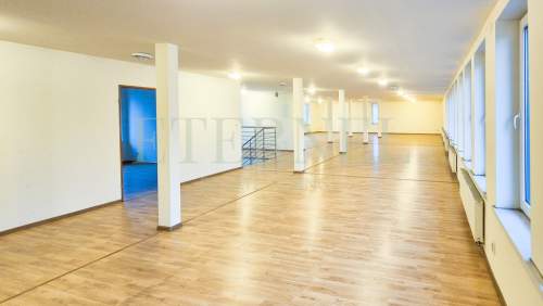 Kompleks biurowo-magazynowy na sprzedaż 1000m2