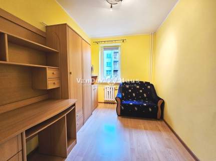 Dla rodziny Balkon, duża piwnica, osobna kuchnia