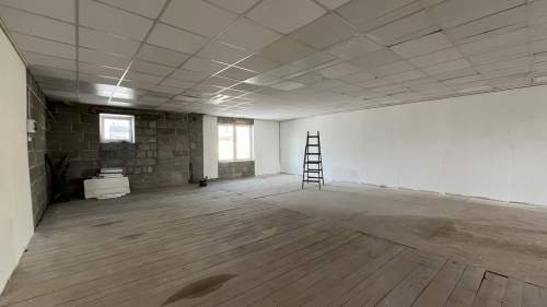 Lokal 370 m2 w centrum Zwolenia woj. mazowieckie.