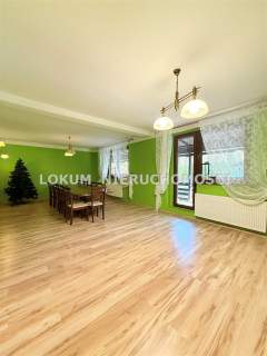 Dom dwurodzinny w dzielnicy Zdrój