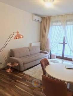 Apartament 2-pokoje, klimatyzacja, garaż i balkon