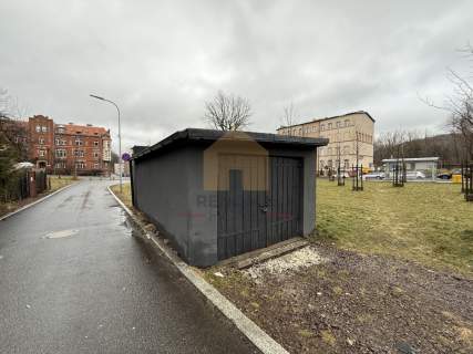 Garaż wolnostojący - Wałbrzych Sobiecin