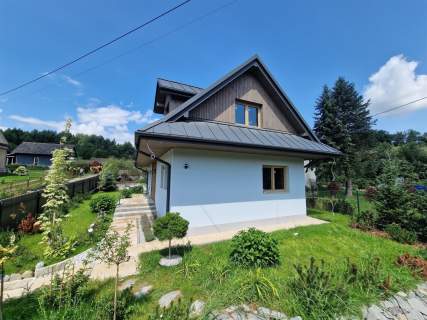 DOM 2 PIETRA - 140 M2 - DZIAŁKA 7 ARÓW - ZARZYCE