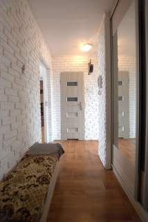 2 pokoje, widna kuchnia, balkon, winda