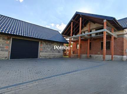 Dom 140 m 66 arów działki ze stawem