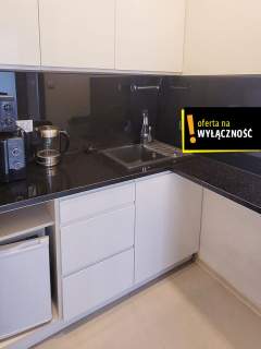 Lokal biurowy 67 m   Becher Platinum, centrum .