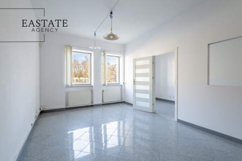 Lokal 31,90 m2, Darmowy Parking, Blisko SKM