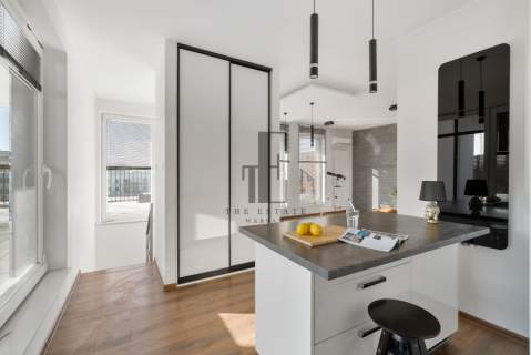 100 metrowy taras na dachu i 2 poziomy o pow 103m2