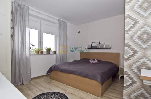 Szeregówka przy ul. Herbowej,120 m2, garaż w bryle