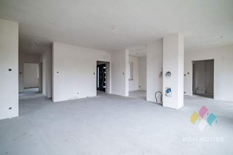Smolajny,dom parterowy,duża działka,do wykończenia