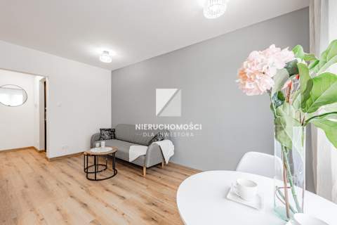 Dolinki, 2 pokoje po remoncie, 35 mkw, balkon