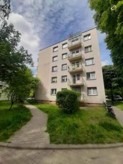 Przestronne M4 balkon